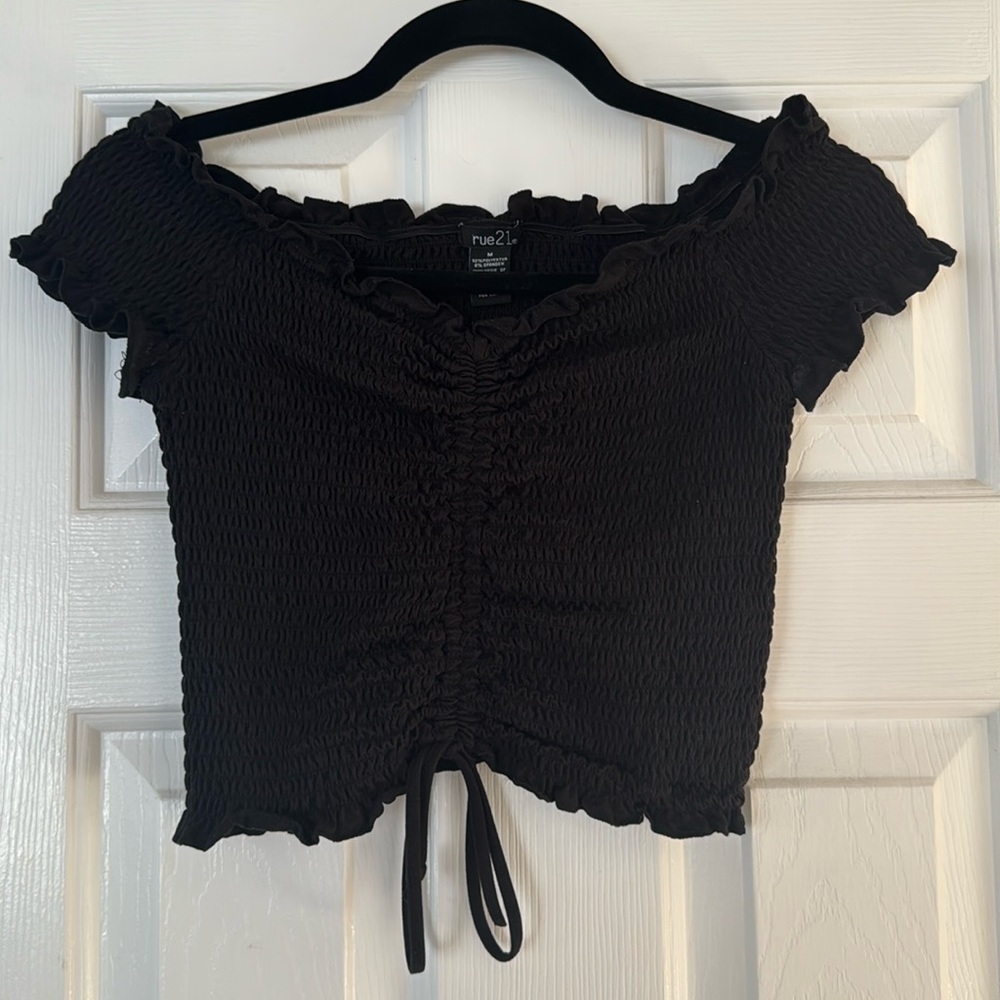 Rue 21 crop top